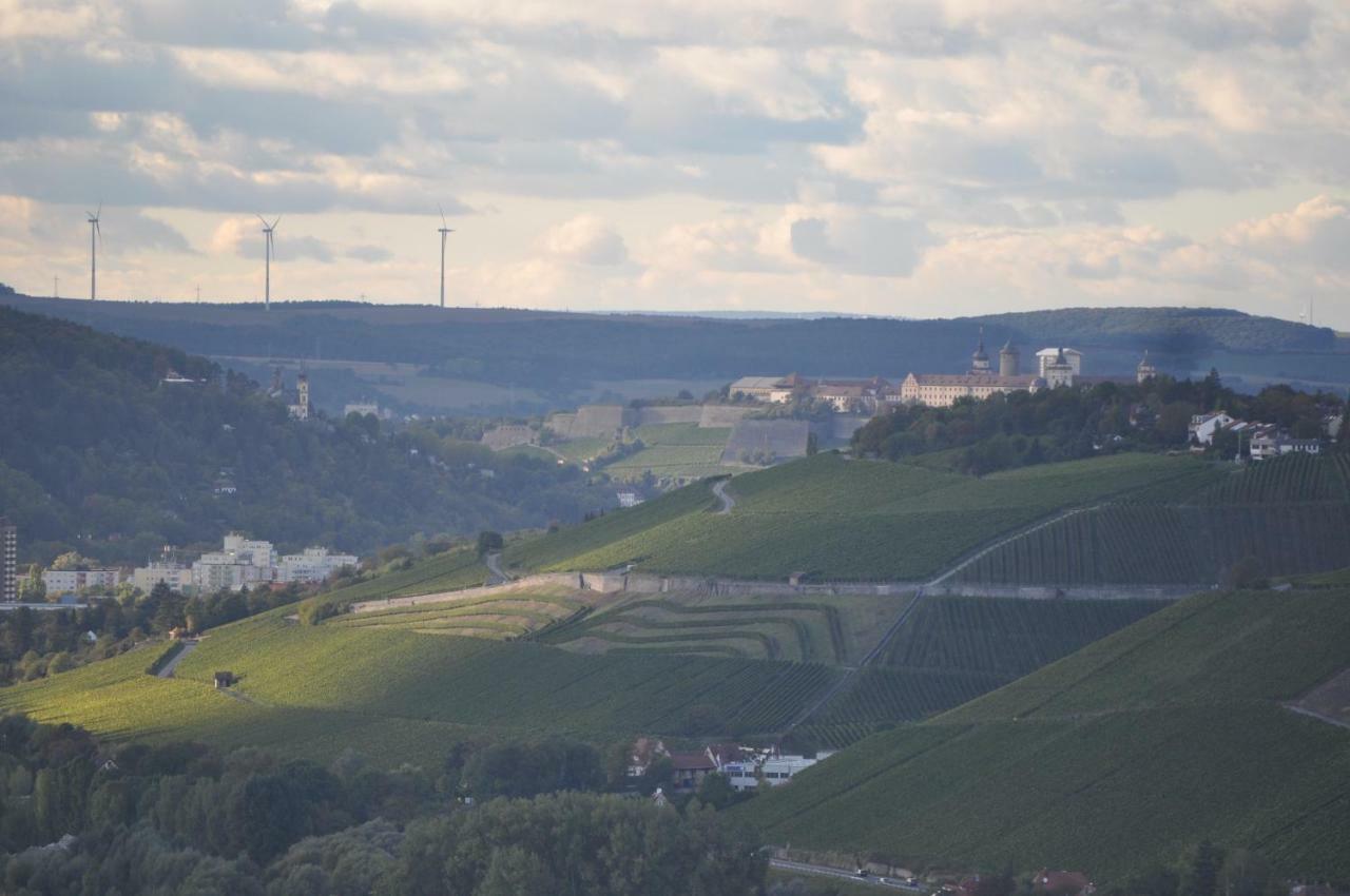 Ferienwohnung, Weingut Trockene Schmitts Randersacker Exterior foto